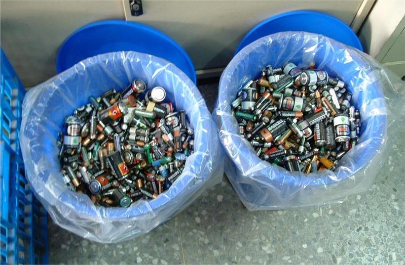 理想汽车推“连山”电动技术体系：自研5C电池上车电池自燃报废可赔新车(图1)